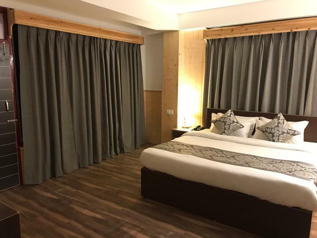 Bluben Alpine Hotel Пелинг Екстериор снимка